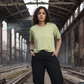 Pista Perfect: Loose-Fit Short T-Shirt in Green